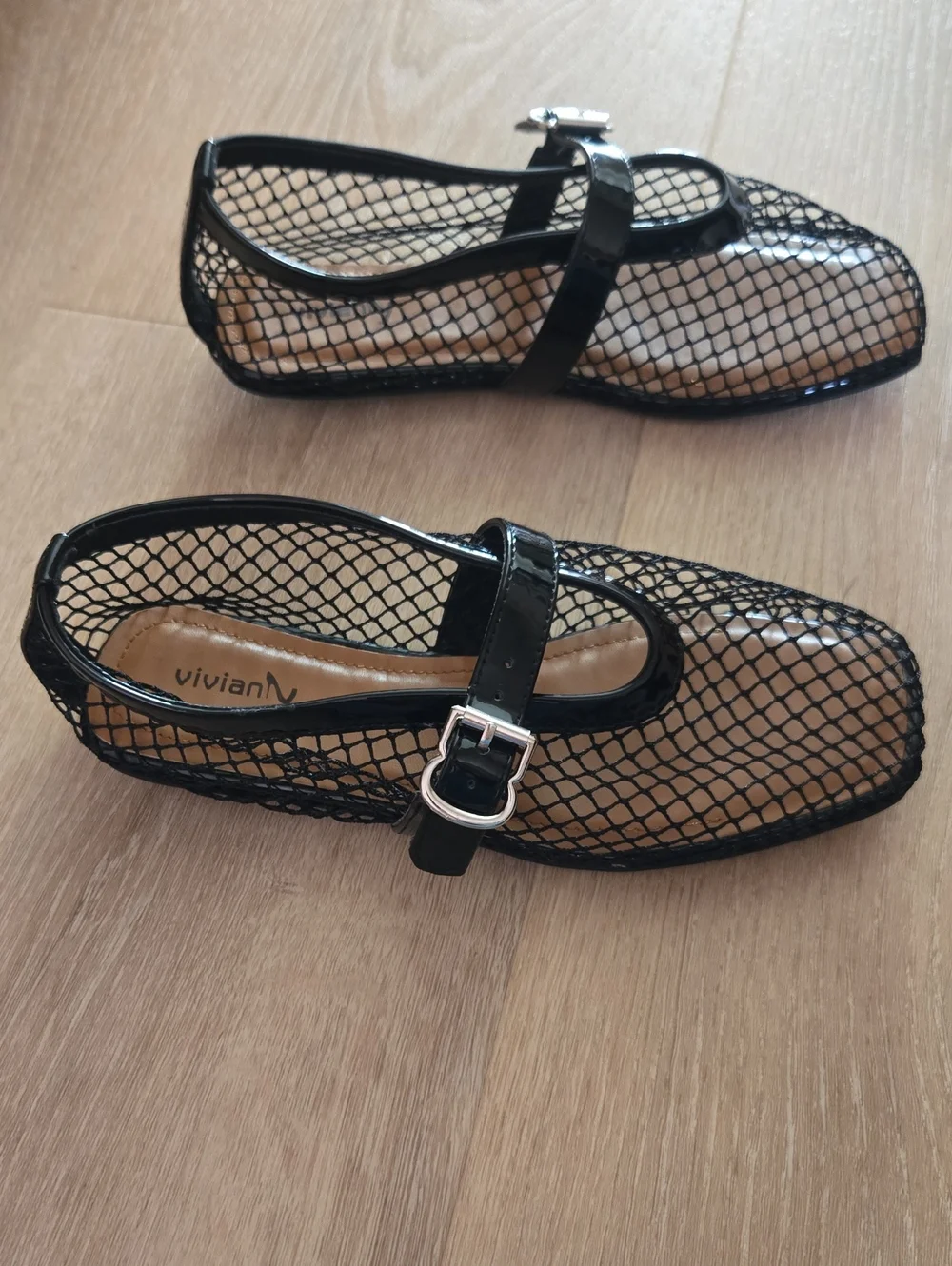Vivianly stylish flats